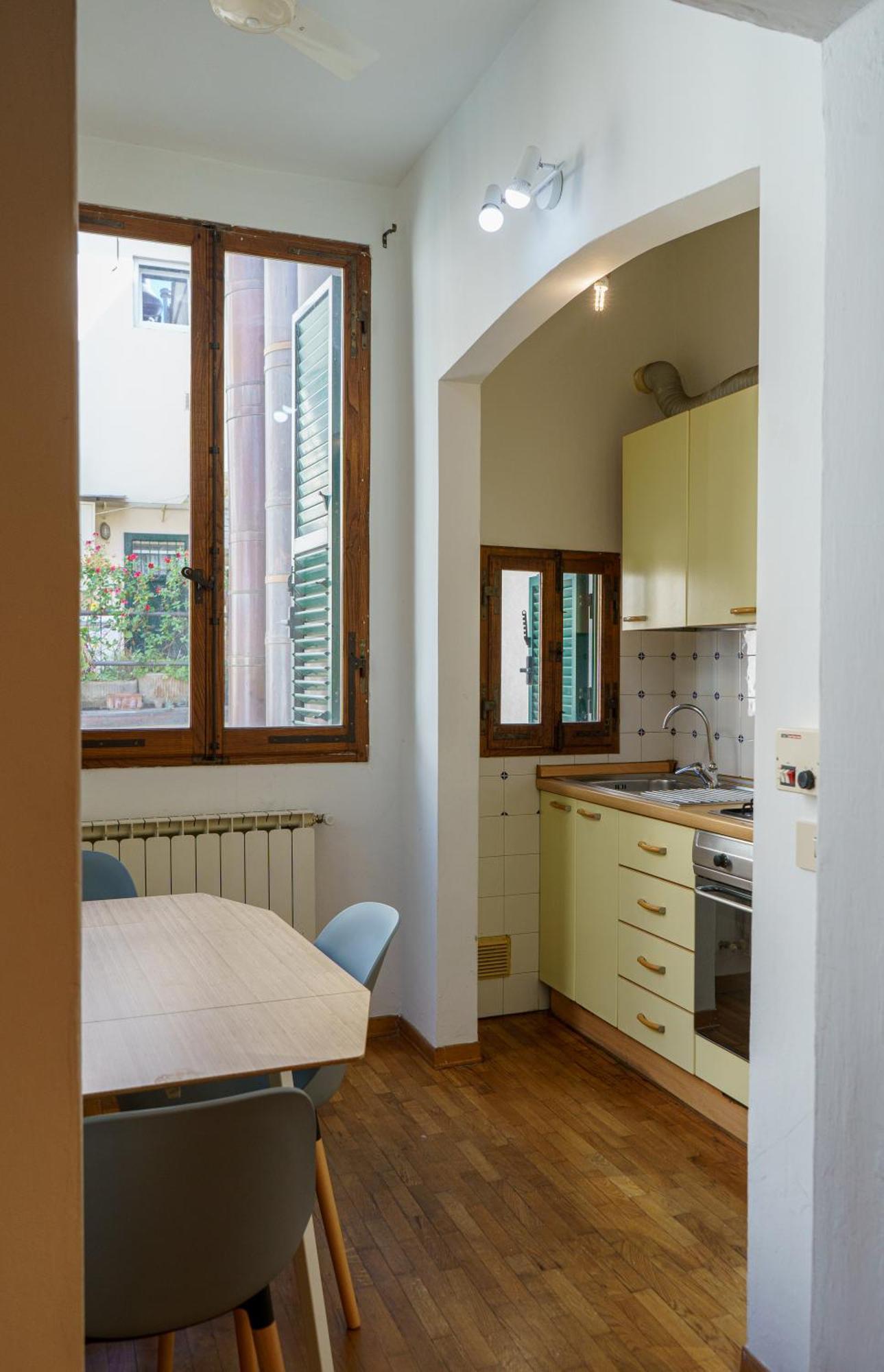 Central 1 Bedroom Apartment In The City Center Florens Exteriör bild