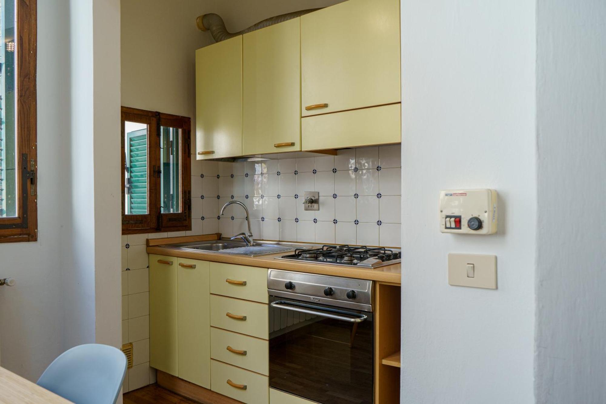 Central 1 Bedroom Apartment In The City Center Florens Exteriör bild